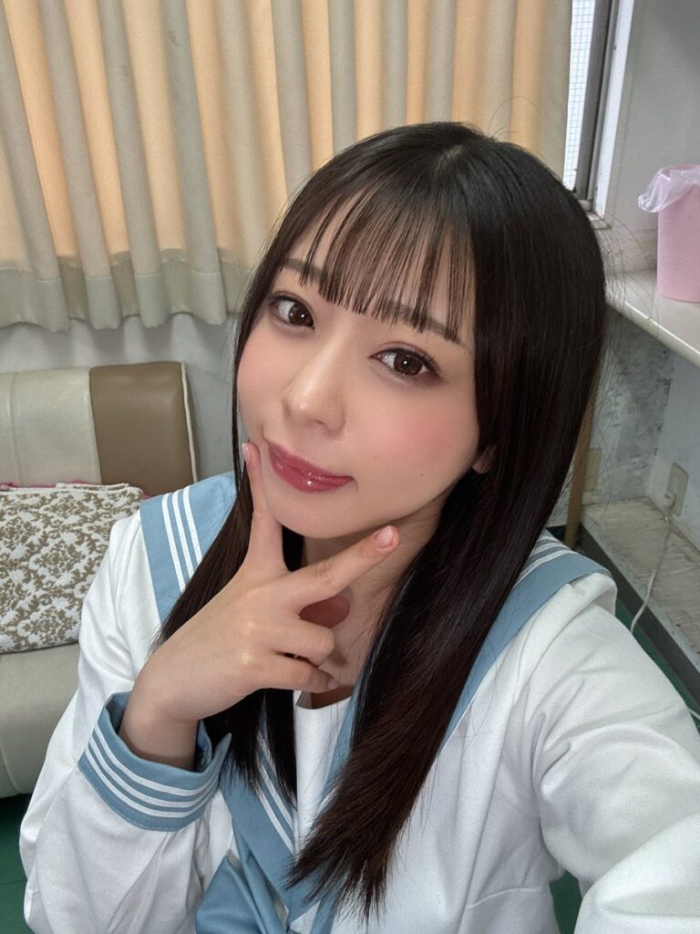 和栗ゆゆ